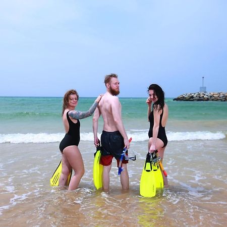 Bluefin Adventure And Deep Sea Fishing Hostel Хикадува Екстериор снимка